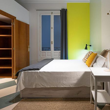 Live It Madrid Gran Via (Adults Only) Hotell Exteriör bild
