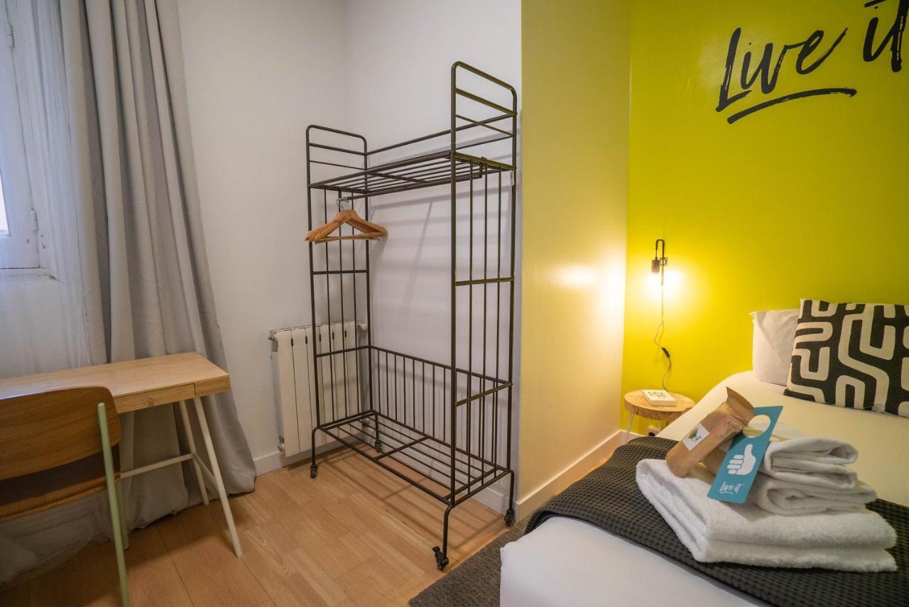 Live It Madrid Gran Via (Adults Only) Hotell Exteriör bild