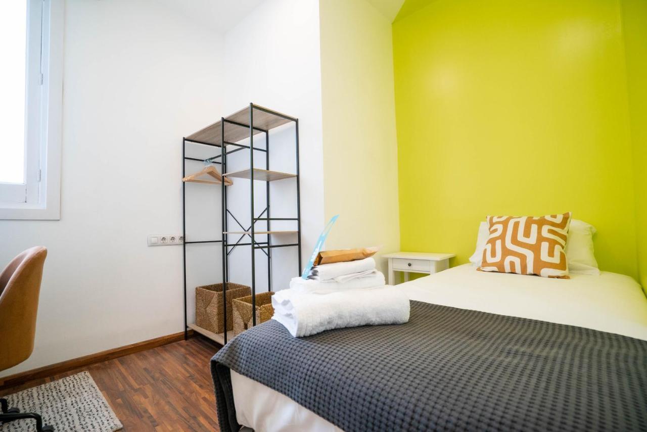 Live It Madrid Gran Via (Adults Only) Hotell Exteriör bild