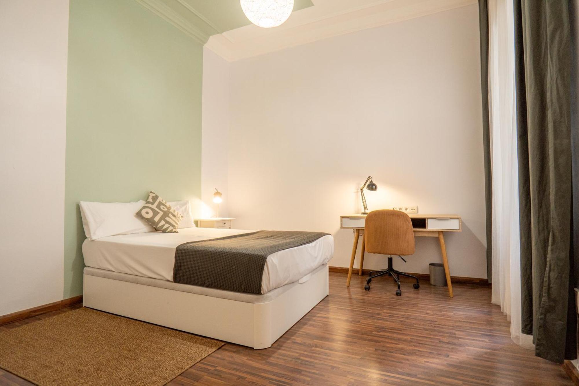 Live It Madrid Gran Via (Adults Only) Hotell Exteriör bild